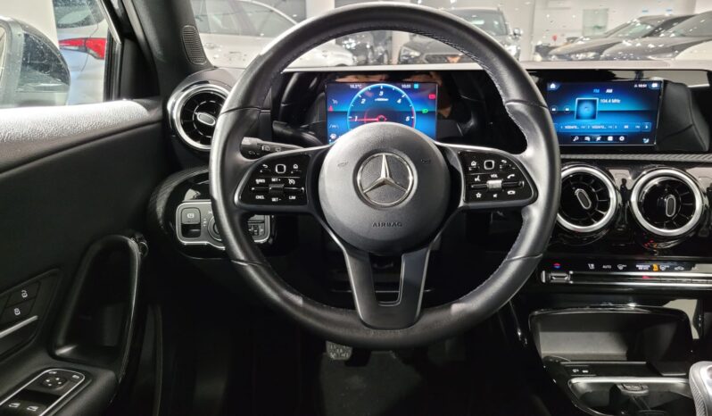MERCEDES-BENZ A 160d Style completo