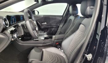 MERCEDES-BENZ A 180d Style Auto completo