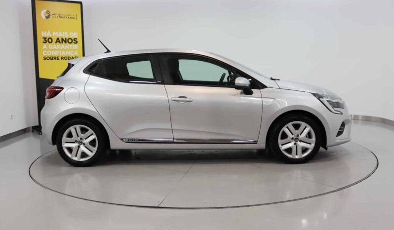 RENAULT Clio 1.6 E-Tech 140 Zen EDC completo