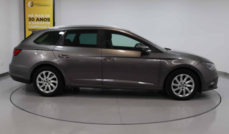 SEAT Leon ST 1.6 TDI Style Ecomotive completo