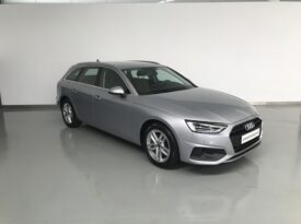 AUDI A4 Avant 30 TDI FE