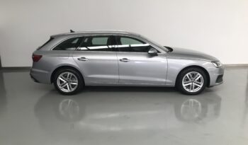 AUDI A4 Avant 30 TDI FE completo