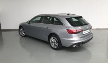 AUDI A4 Avant 30 TDI FE completo