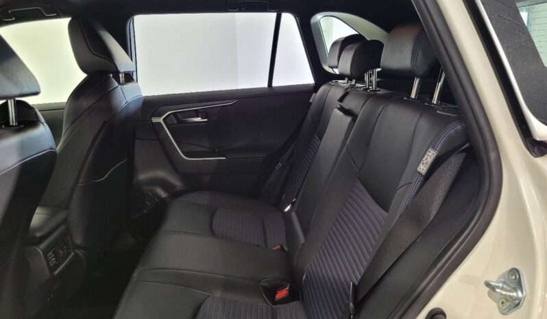 TOYOTA RAV4 2.5 HDF Square Collection completo