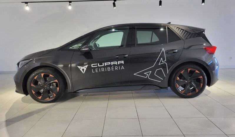 CUPRA Born eBoost completo