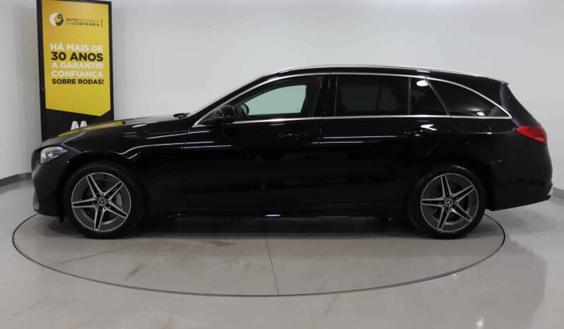 MERCEDES-BENZ C 300e Station AMG completo