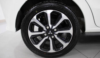 MITSUBISHI Space Star 1.2 MPI Connect Edition completo