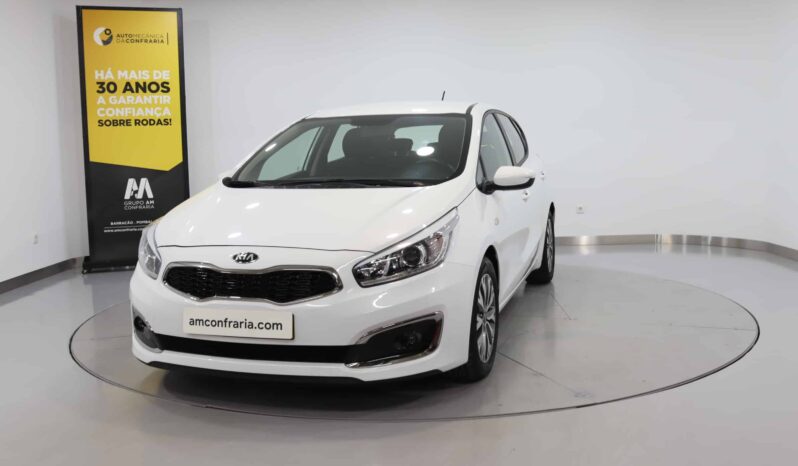 KIA Ceed 1.6 CRDI completo