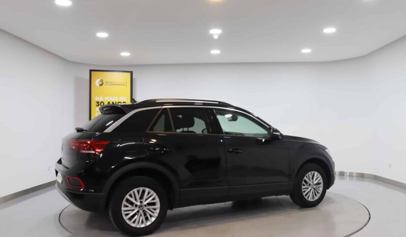 VOLKSWAGEN T-Roc 1.0 TSi 110 Life completo