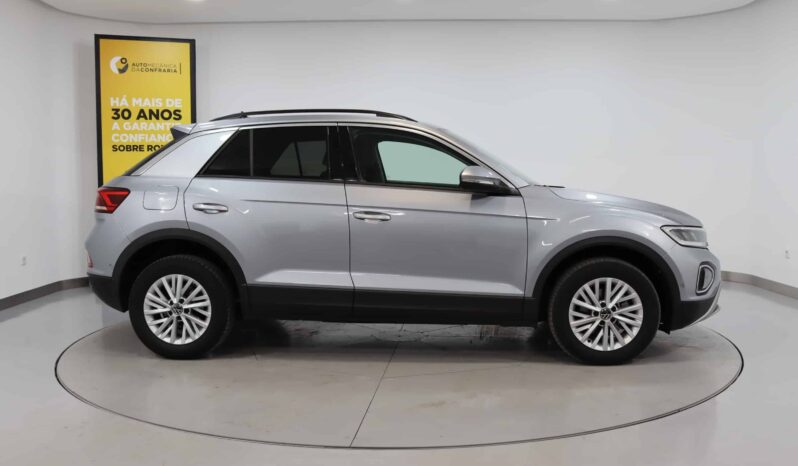 VOLKSWAGEN T-Roc 1.0 TSi Life completo