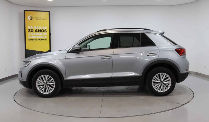 VOLKSWAGEN T-Roc 1.0 TSi Life completo