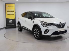 RENAULT Captur 1.0 TCe Techno