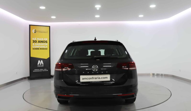 VOLKSWAGEN Passat Variant 2.0 TDI Business DSG completo