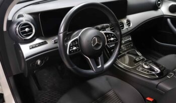 MERCEDES-BENZ E Station 300 DE AVANTGARDE completo