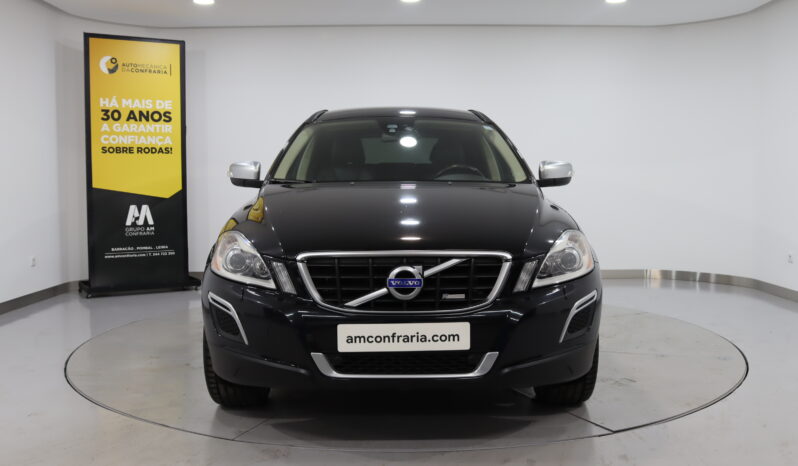 VOLVO XC60 D3 Drive R-Design completo