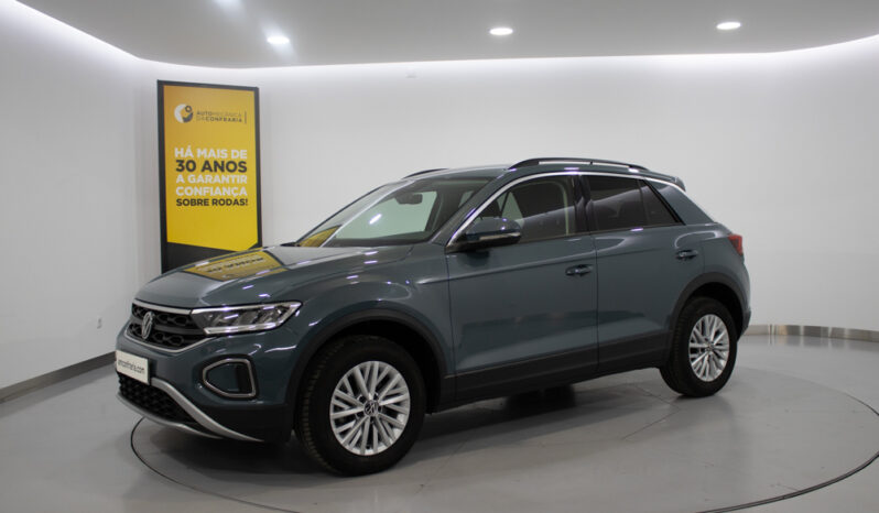 VOLKSWAGEN T-Roc 1.0 TSi Life completo