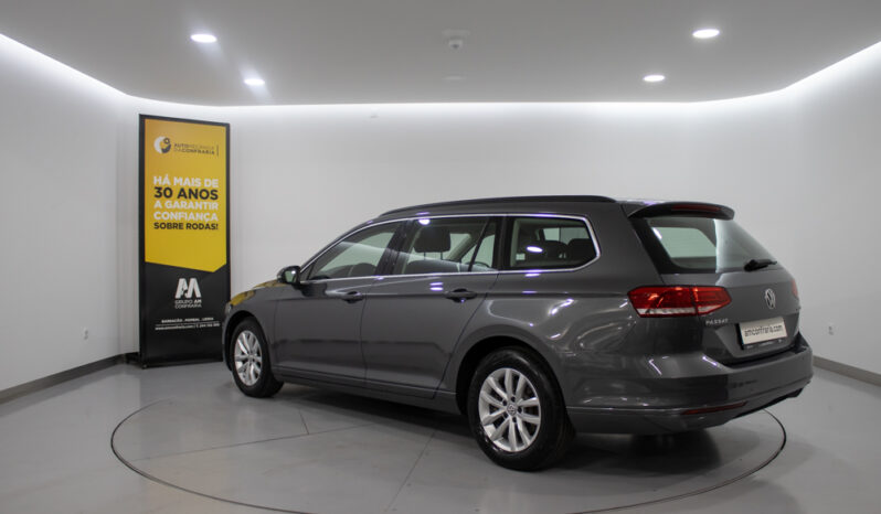 VOLKSWAGEN Passat Variant 1.6 TDI Confortline completo