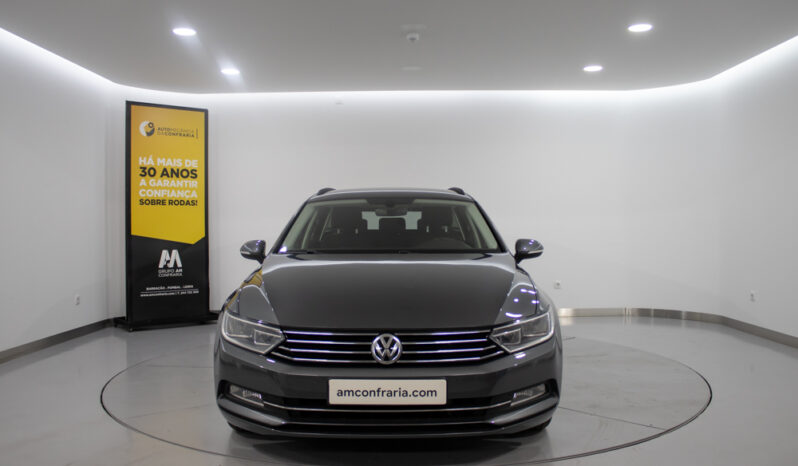 VOLKSWAGEN Passat Variant 1.6 TDI Confortline completo