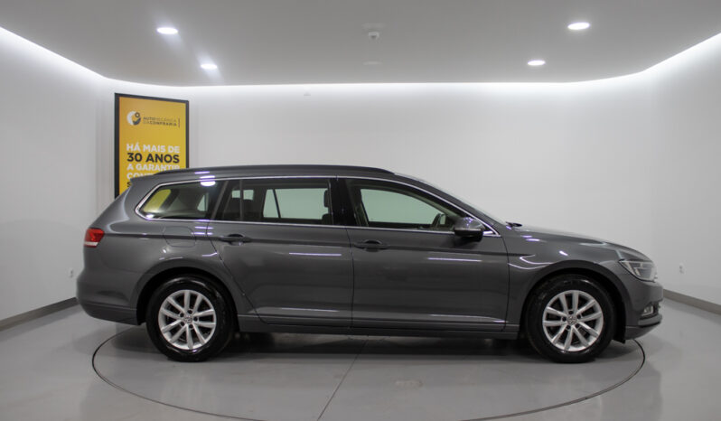 VOLKSWAGEN Passat Variant 1.6 TDI Confortline completo