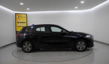 BMW 116d Advantage completo