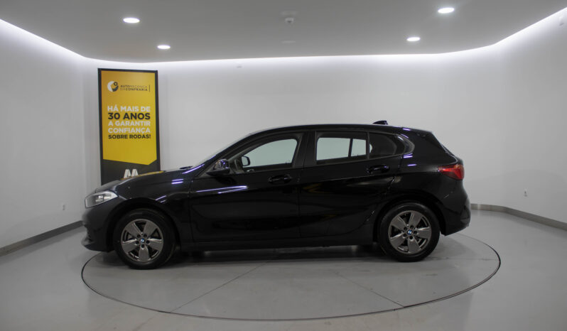 BMW 116d Advantage completo