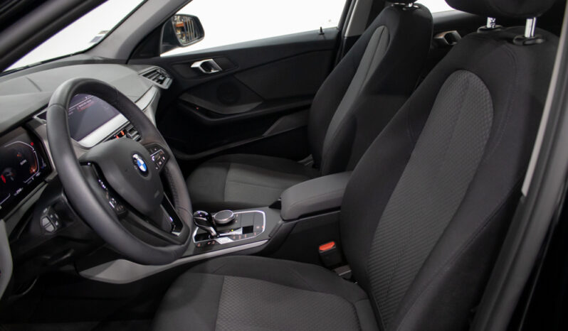 BMW 116d Advantage completo