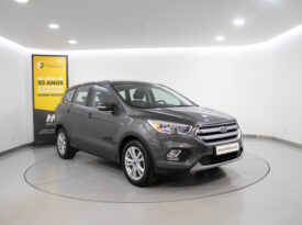 FORD Kuga 1.5 TDCi Business