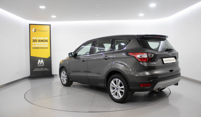 FORD Kuga 1.5 TDCi Business completo