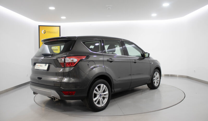 FORD Kuga 1.5 TDCi Business completo