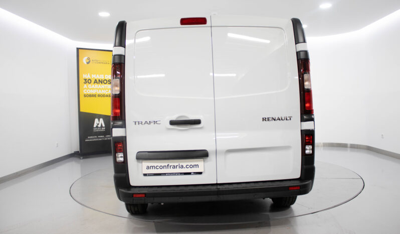 RENAULT Traffic L2H1 2.0 dCi completo