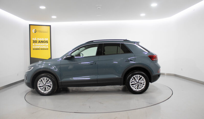 VOLKSWAGEN T-Roc 1.0 TSi Life completo