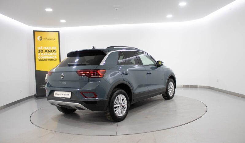 VOLKSWAGEN T-Roc 1.0 TSi Life completo