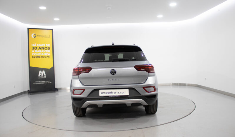 VOLKSWAGEN T-Roc 1.0 TSi Life completo