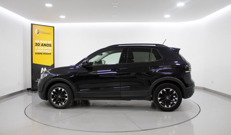 VOLKSWAGEN T-Cross 1.0 TSi Life completo