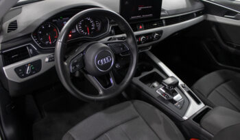 AUDI A4 Avant 30 Tdi completo