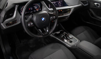 BMW 116d Advantage Auto completo