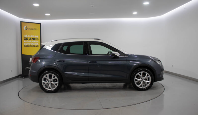 SEAT Arona 1.0 TSi FR completo