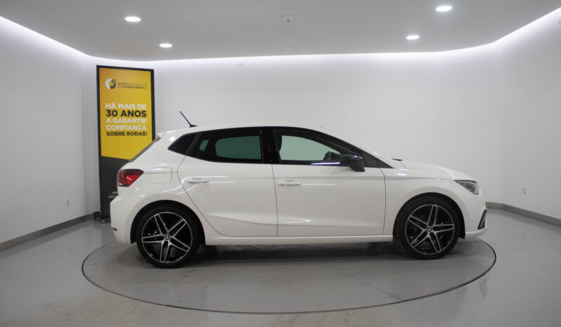 SEAT Ibiza 1.0 TSi FR completo