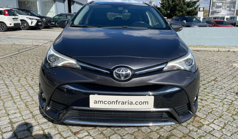 TOYOTA Avensis SW 2.0 D-4D Premium completo