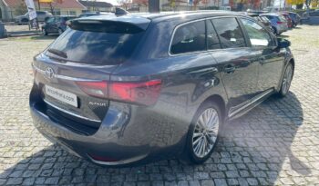 TOYOTA Avensis SW 2.0 D-4D Premium completo