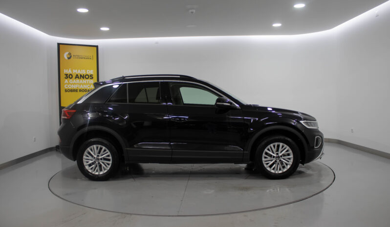 VOLKSWAGEN T-Roc 1.0 TSi Life completo