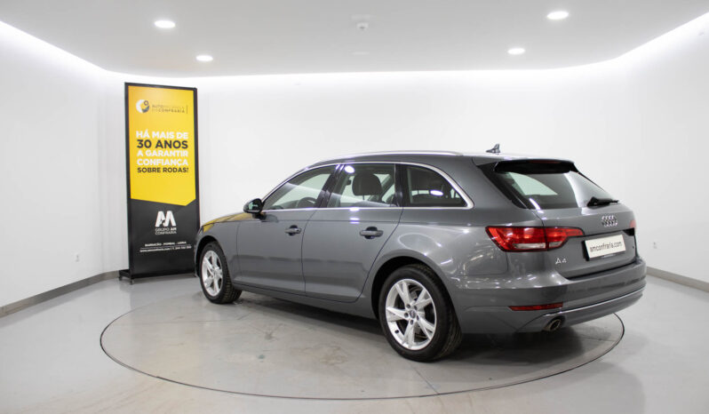 AUDI A4 Avant 2.0 TDI S-Tronic completo