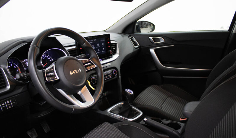 KIA XCeed 1.0 T-GDi Dynamiq completo