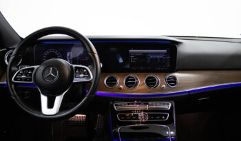 MERCEDES-BENZ E 220 d 9G-TRONIC Avantgarde completo