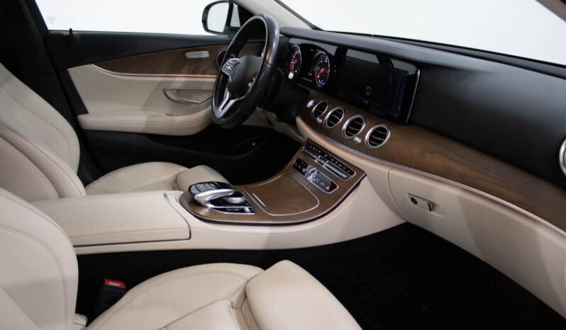 MERCEDES-BENZ E300de Station Avantgarde completo