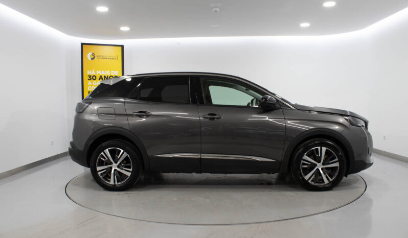 PEUGEOT 3008 Allure Pack 1.5 Blue HDI EAT8 completo