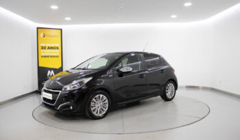 PEUGEOT 208 1.2 PureTech Style completo