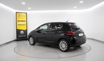 PEUGEOT 208 1.2 PureTech Style completo