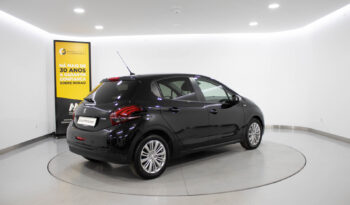 PEUGEOT 208 1.2 PureTech Style completo