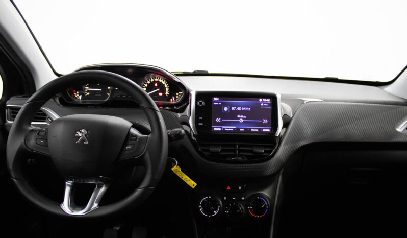 PEUGEOT 208 1.2 PureTech Style completo